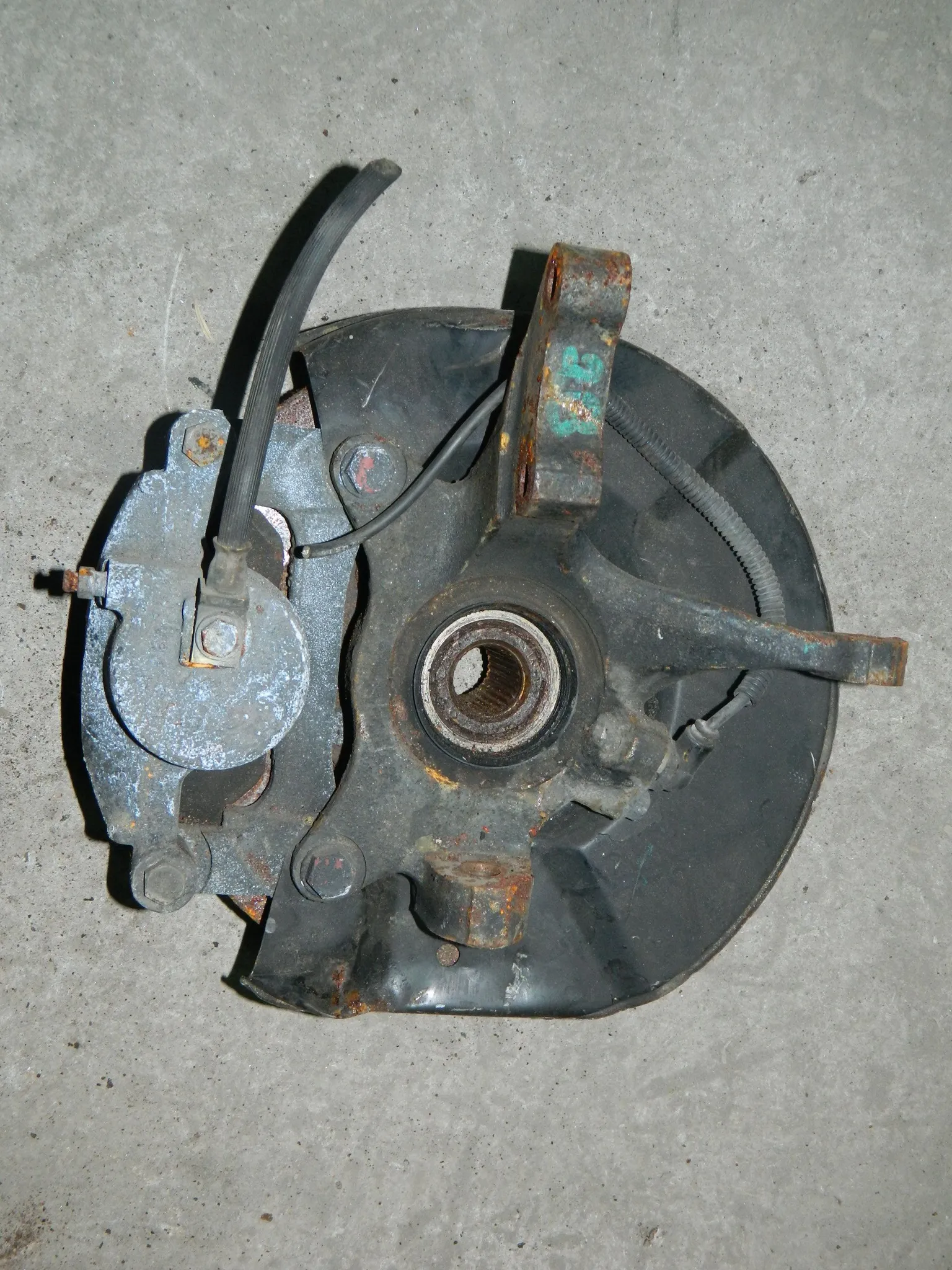 Ступица MITSUBISHI DIAMANTE F36W Перед Прав (Контрактный) 79591292