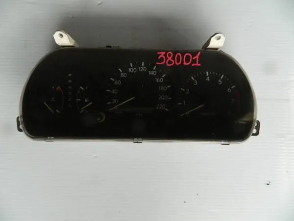 Панель приборов TOYOTA CAMRY V20 (Б/У) 8380033030