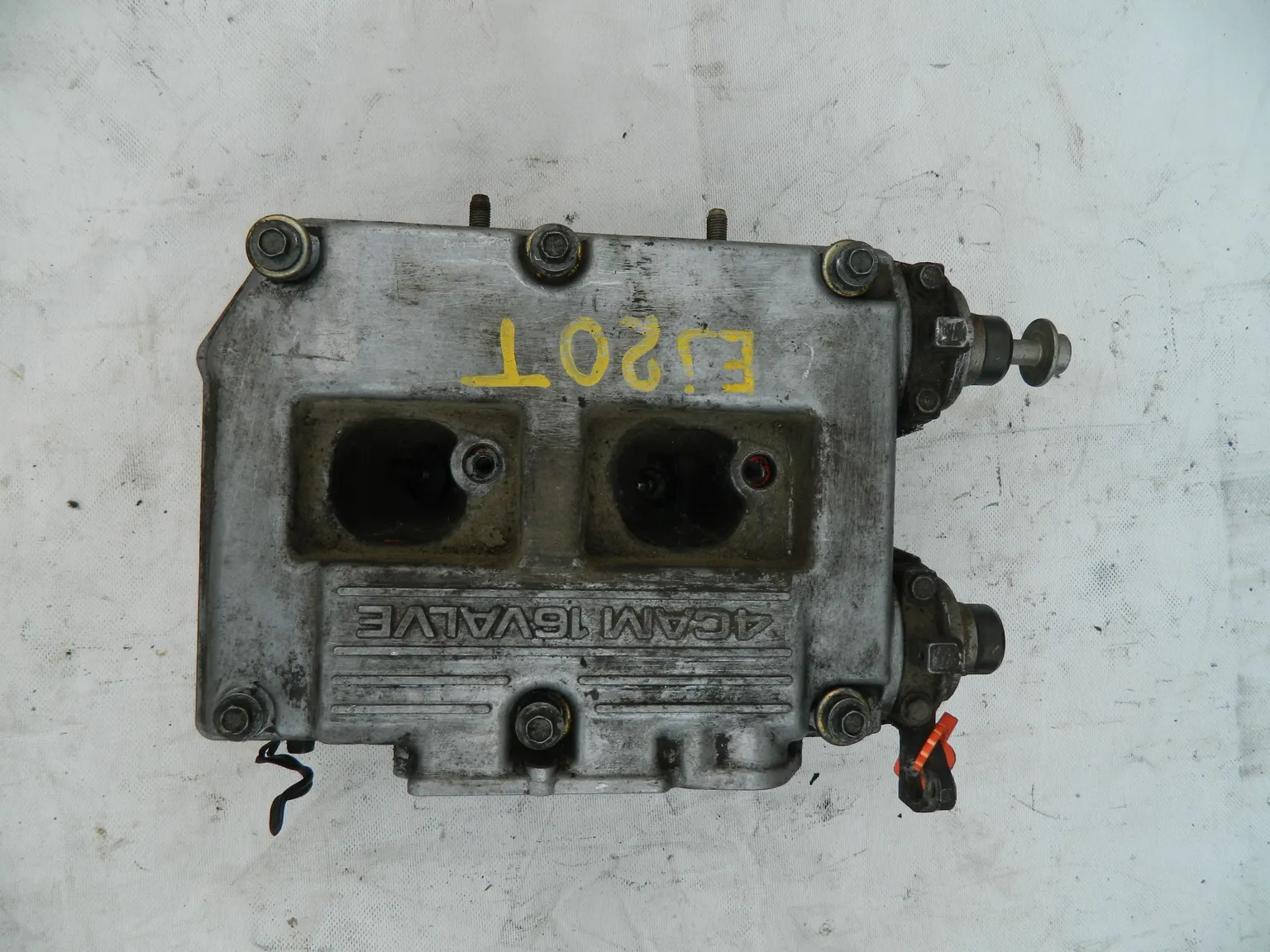 Головка блока цилиндров SUBARU FORESTER EJ20 Лев (Контрактный) 72367224