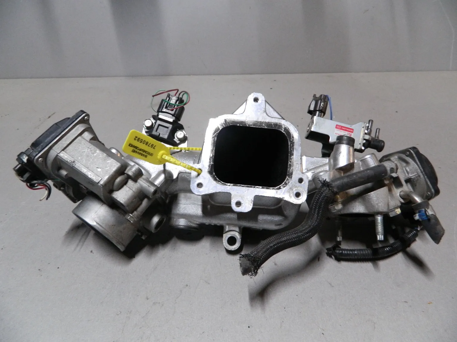 Дроссельная заслонка SUBARU 20Z (Контрактный) 79780592