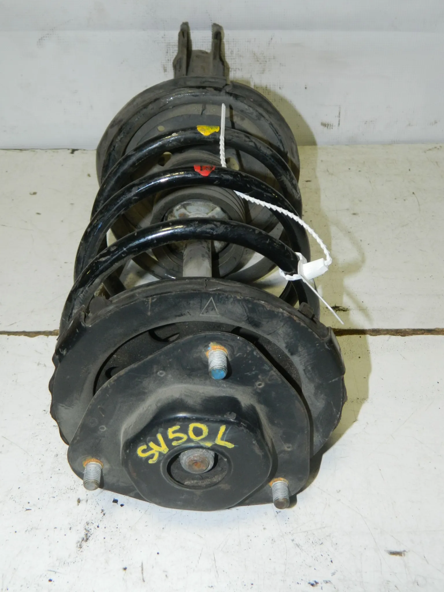 Стойка подвески TOYOTA VISTA SV50 Перед Лев (Контрактный) 45992978