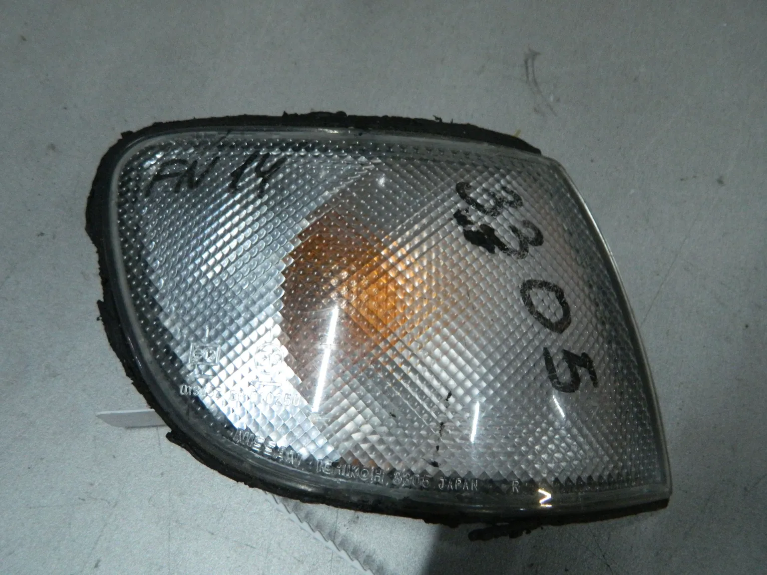 Габарит NISSAN PULSAR FN14 Перед Прав 3305 (Контрактный) 69586383