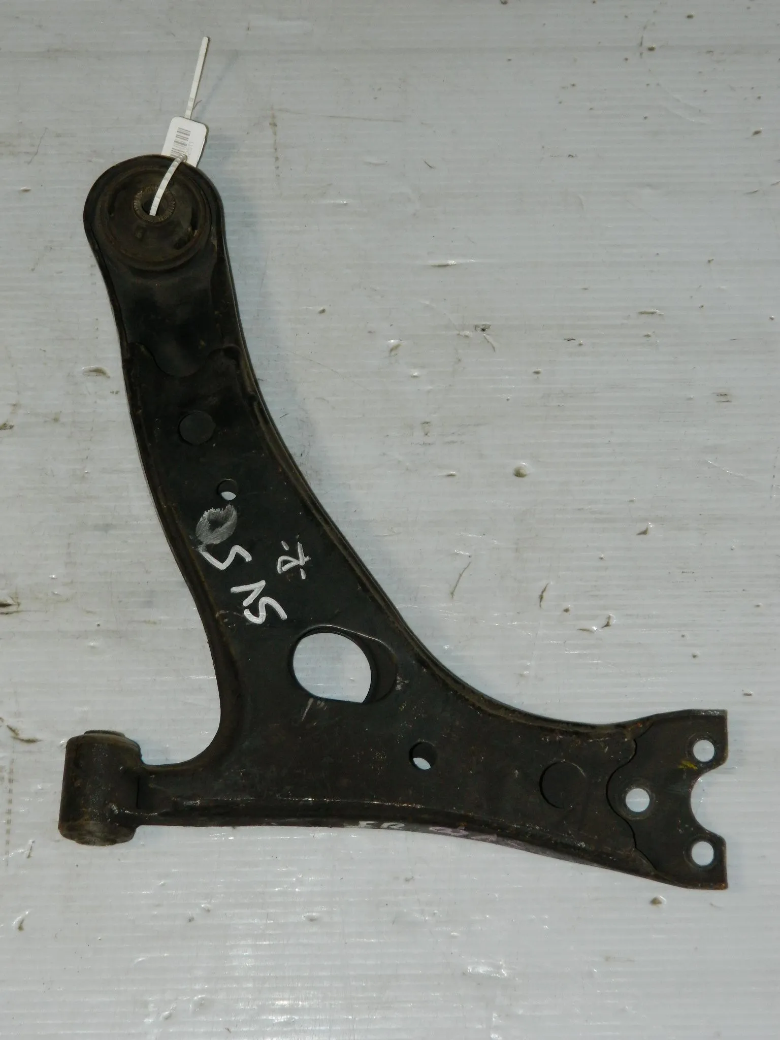 Рычаг подвески TOYOTA VISTA SV50 Перед Прав (Контрактный) 45992511