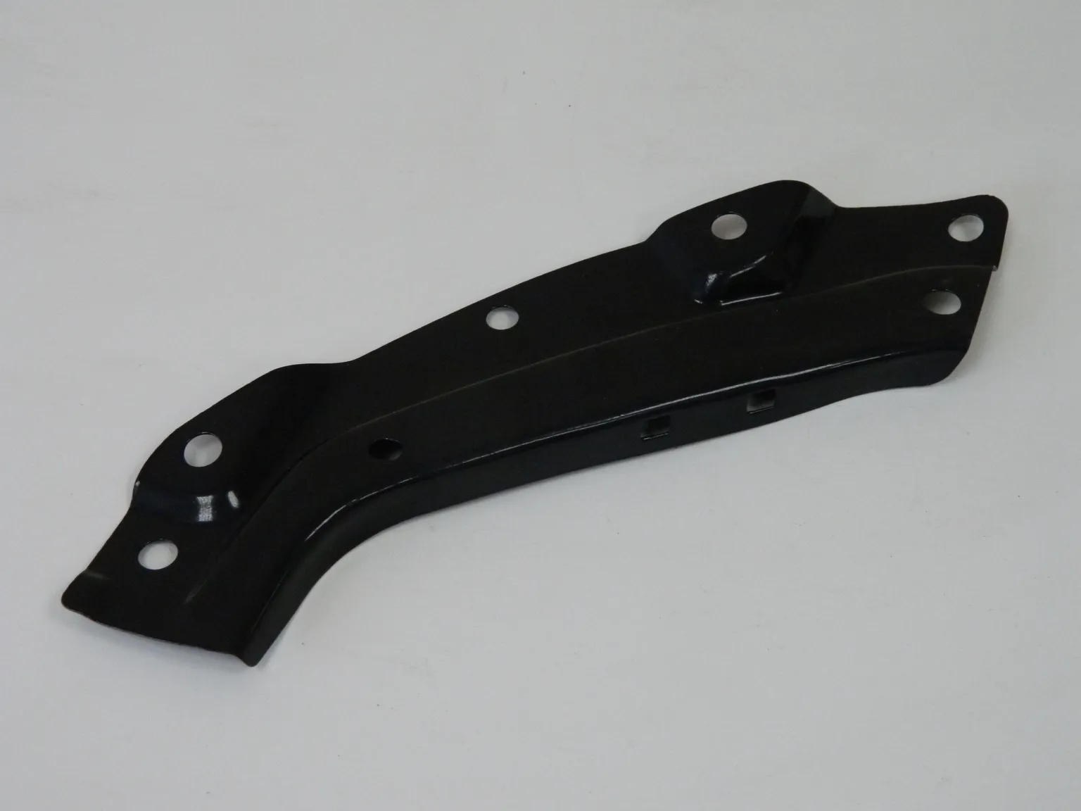 Кронштейн фары JORDEN JH20POL11021AL VOLKSWAGEN POLO 11- (металл) LH