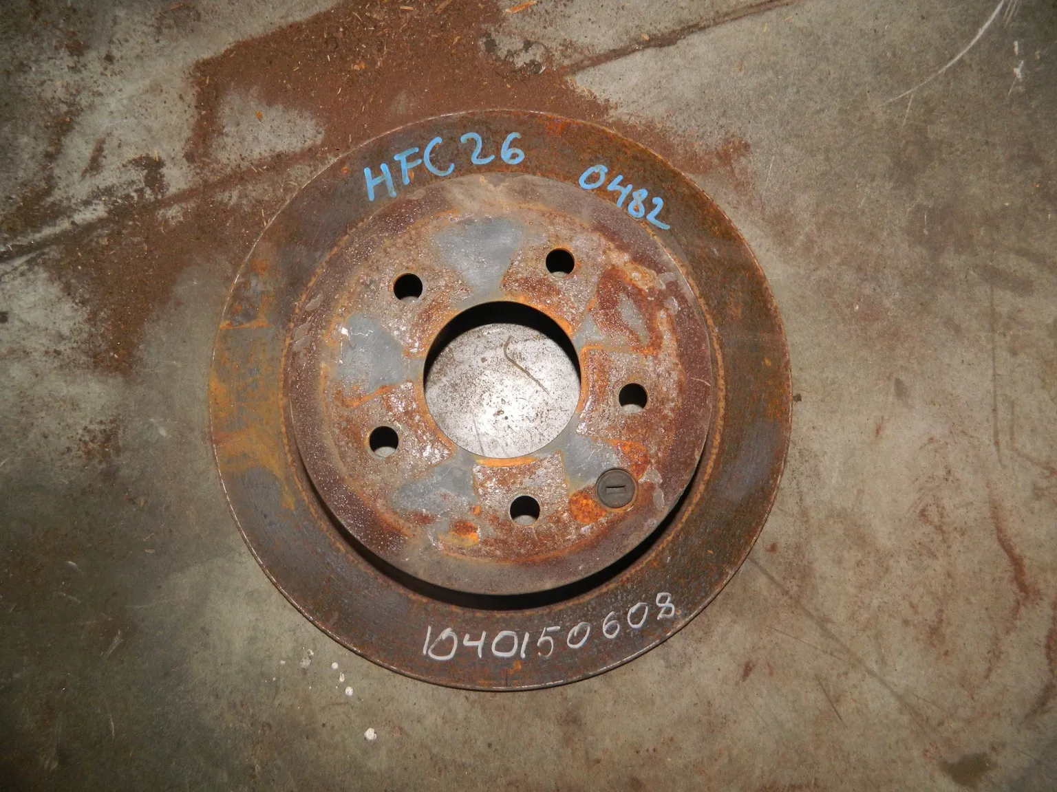 Диск тормозной NISSAN SERENA HFC26 Зад (Контрактный) 1040150608