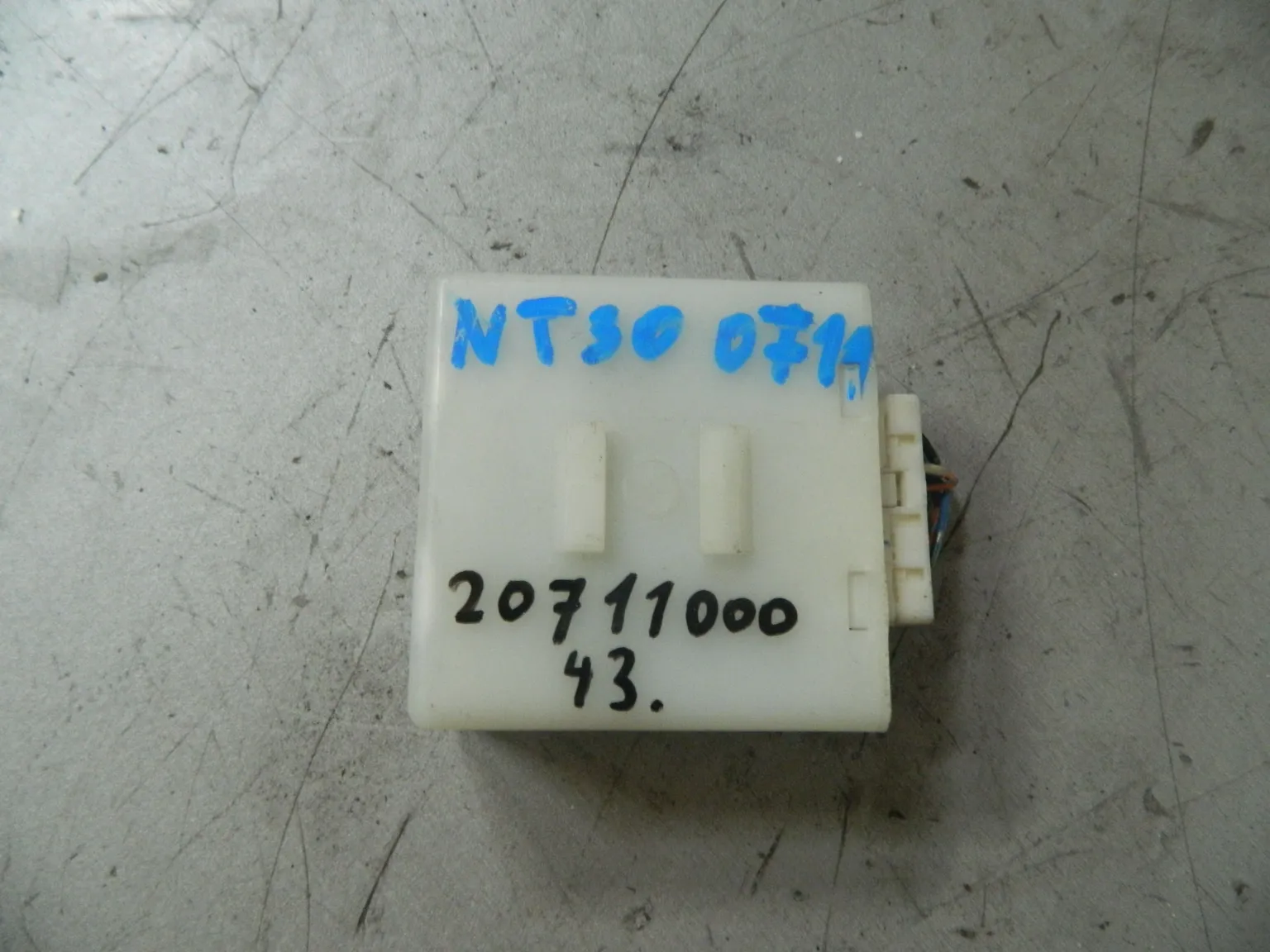 Блок управления рулевой рейкой NISSAN X-TRAIL NT30 (Контрактный) 2071100043