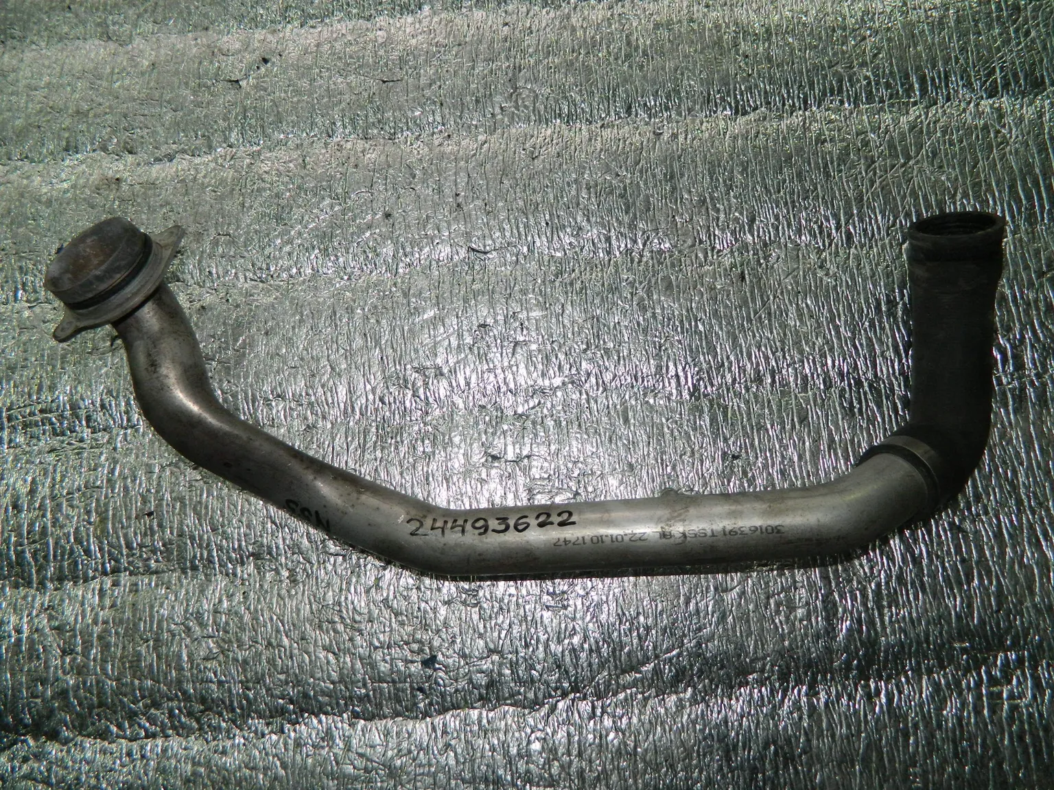 Патрубок системы охлаждения BMW 5-SERIES F10 N55B30A (Контрактный) 24493622