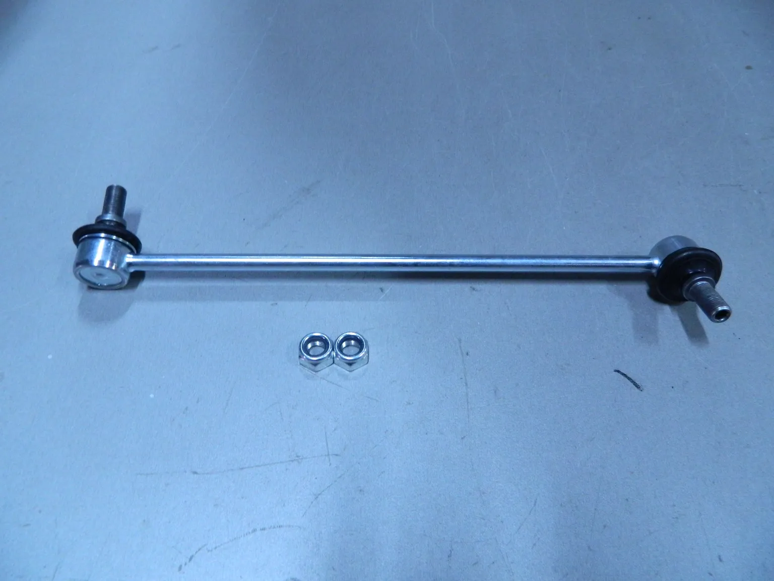 Стойка стабилизатора JORDEN JH02STF06055L HYUNDAI SANTA FE 06-12 / KIA SORENTO 09- Перед Лев 548302B000