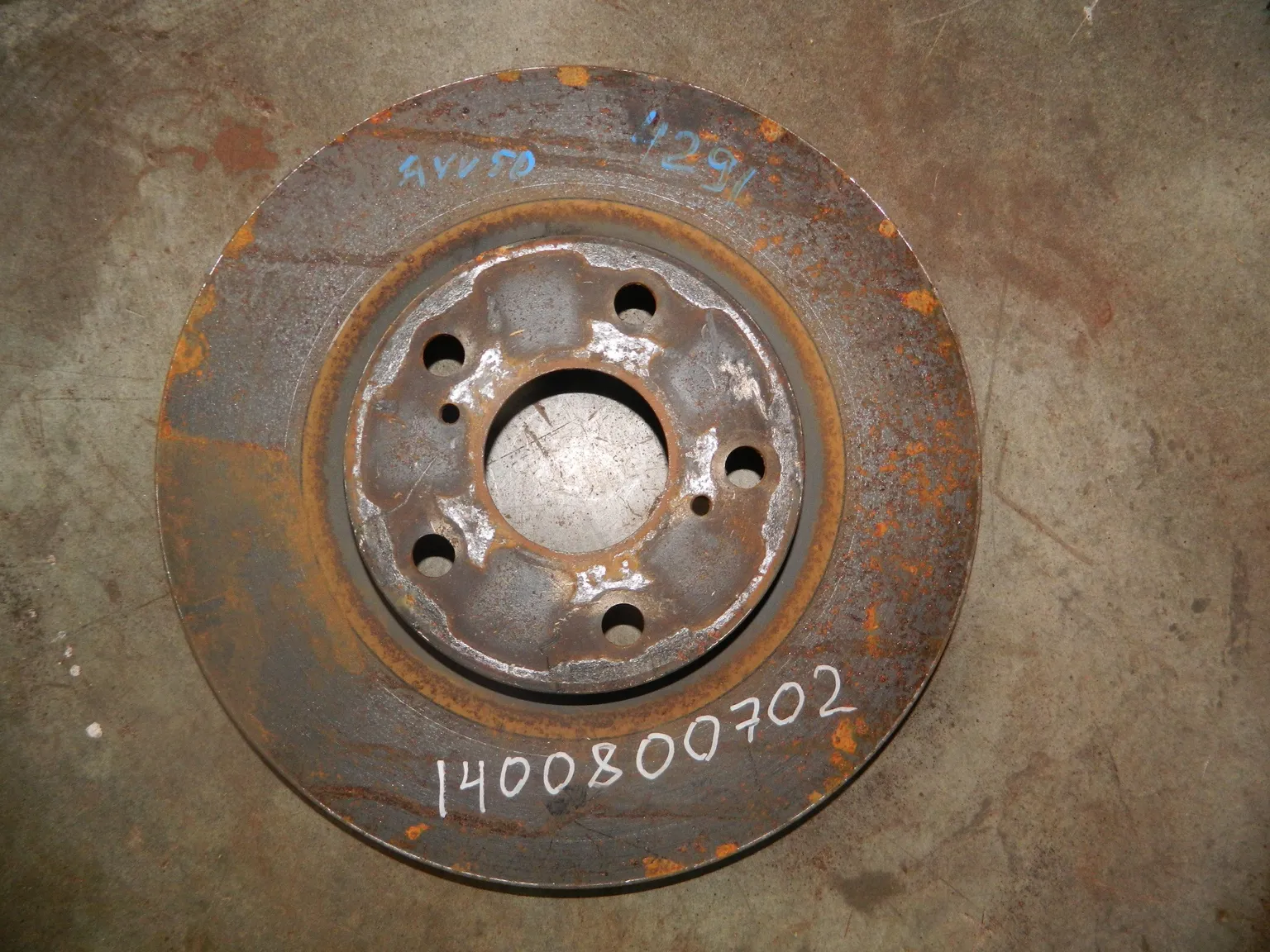 Диск тормозной TOYOTA CAMRY AVV50 Перед (Кoнтрактный) 1400800702