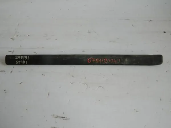 Накладка на порог TOYOTA CORONA ST191 3SFE Перед Прав (Б/У) 6791120040C0