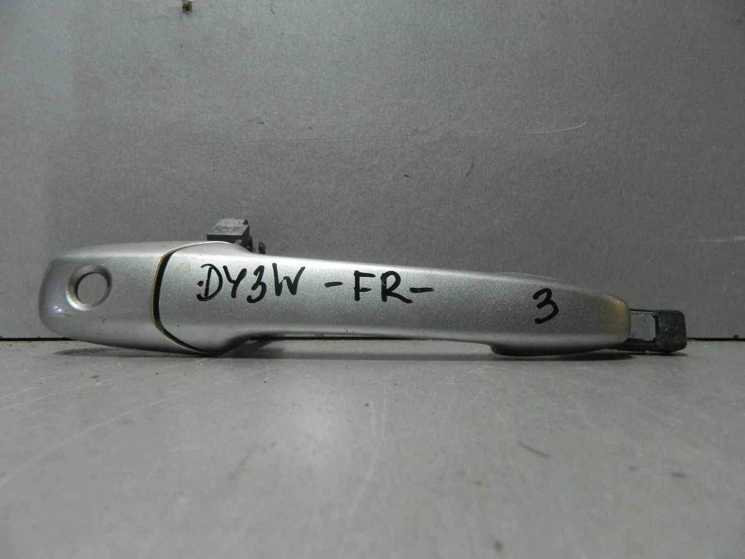 Ручка двери наружная MAZDA MAZDA 3 BK Перед Прав (Контрактный) 81539932