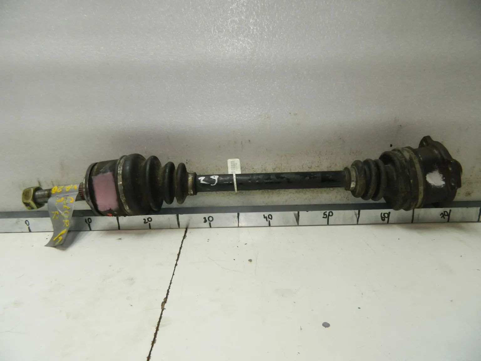 Привод NISSAN GLORIA Y34 VQ20DE Зад Прав (Контрактный) 35015748