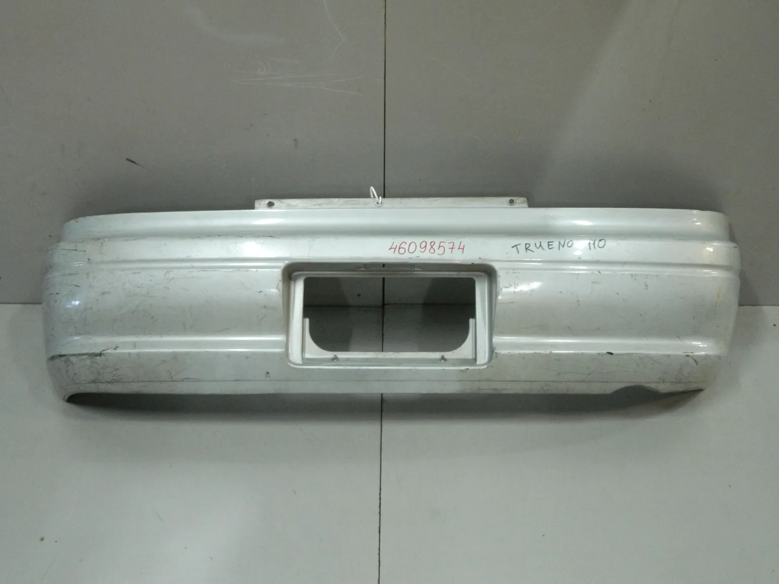 Бампер задний TOYOTA SPRINTER TRUENO AE110 (Контрактный) 46098574