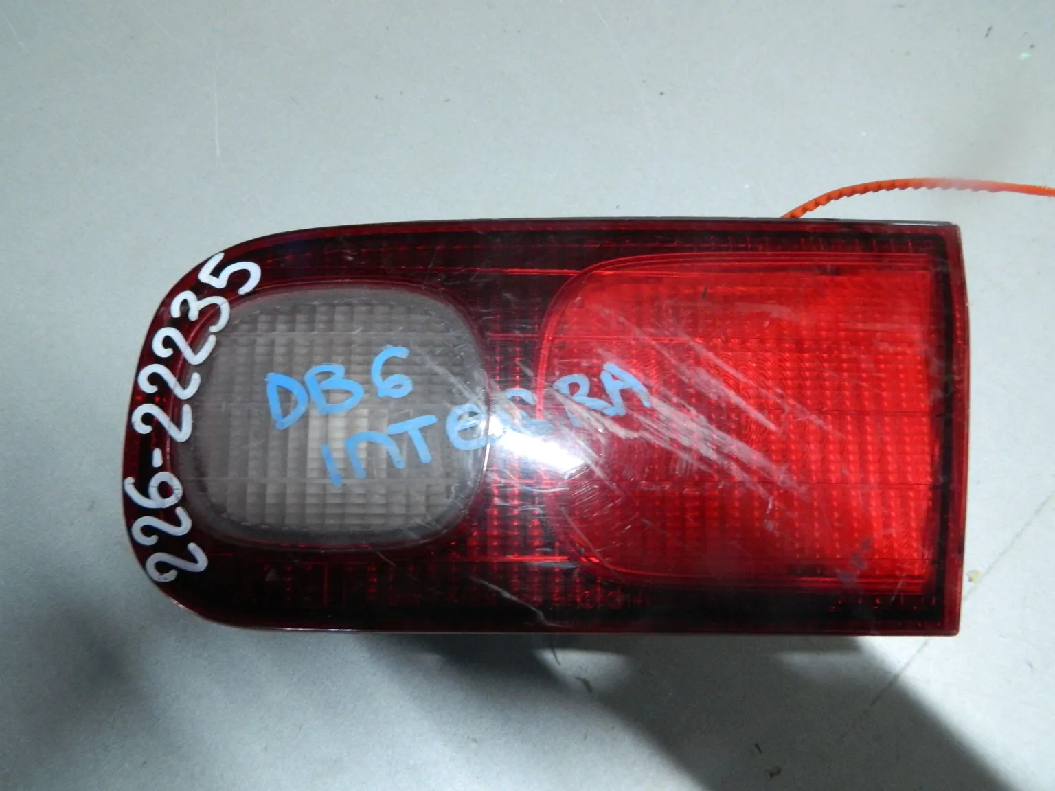 Фонарь HONDA INTEGRA DB6 Зад Прав (Контрактный) 72367104