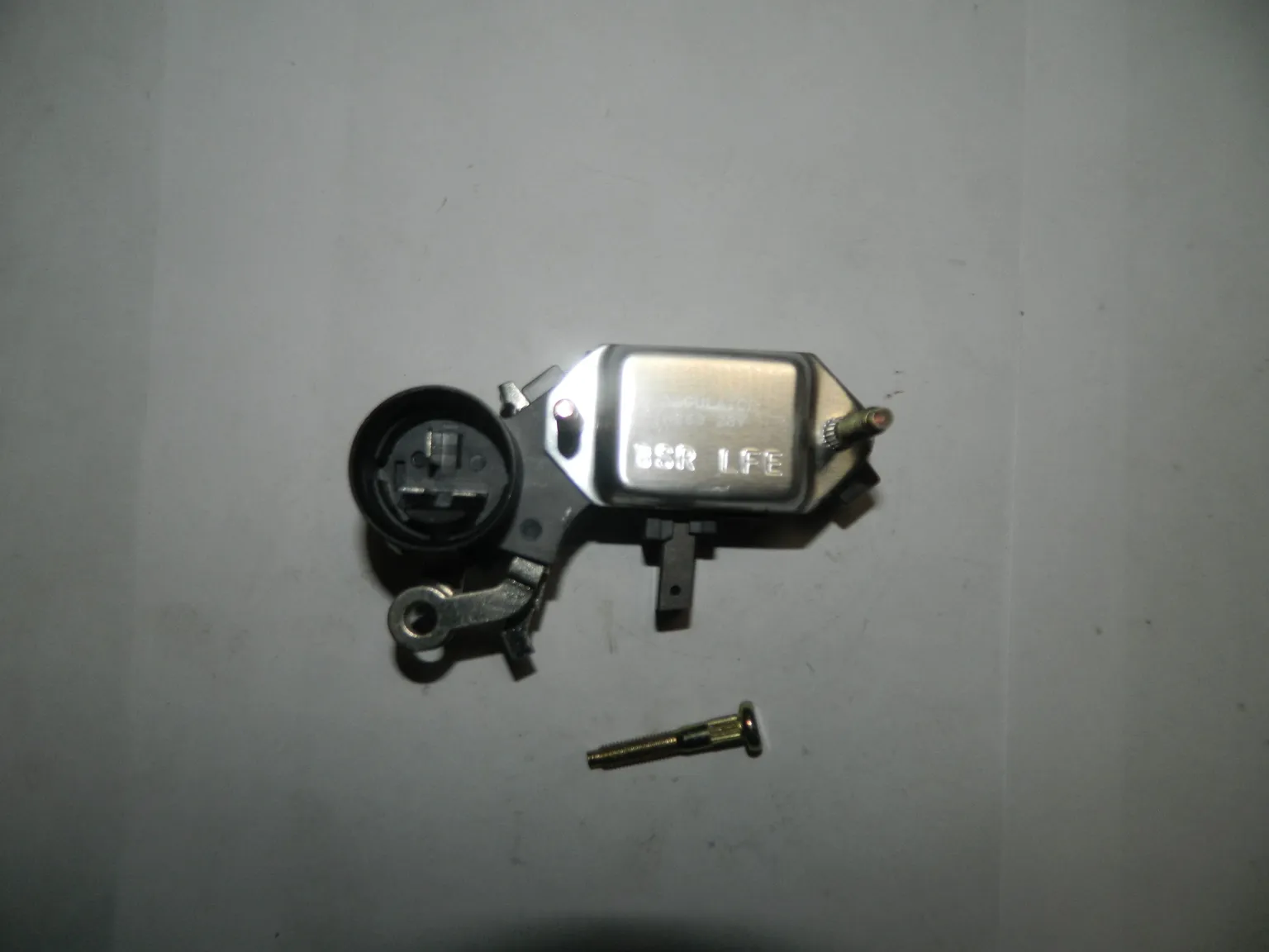 Регулятор генератора GENERAL PARTS IH253