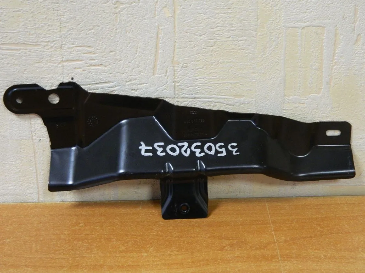 Кронштейн подушки безопасности AUDI Q7 4L Лев (Б/У) 35032037