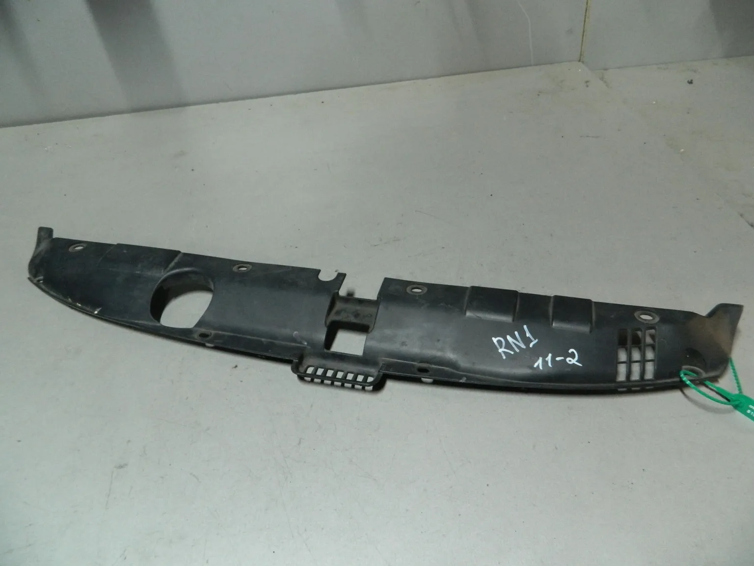 Накладка замка капота HONDA STREAM RN3 (Контрактный) 81540937