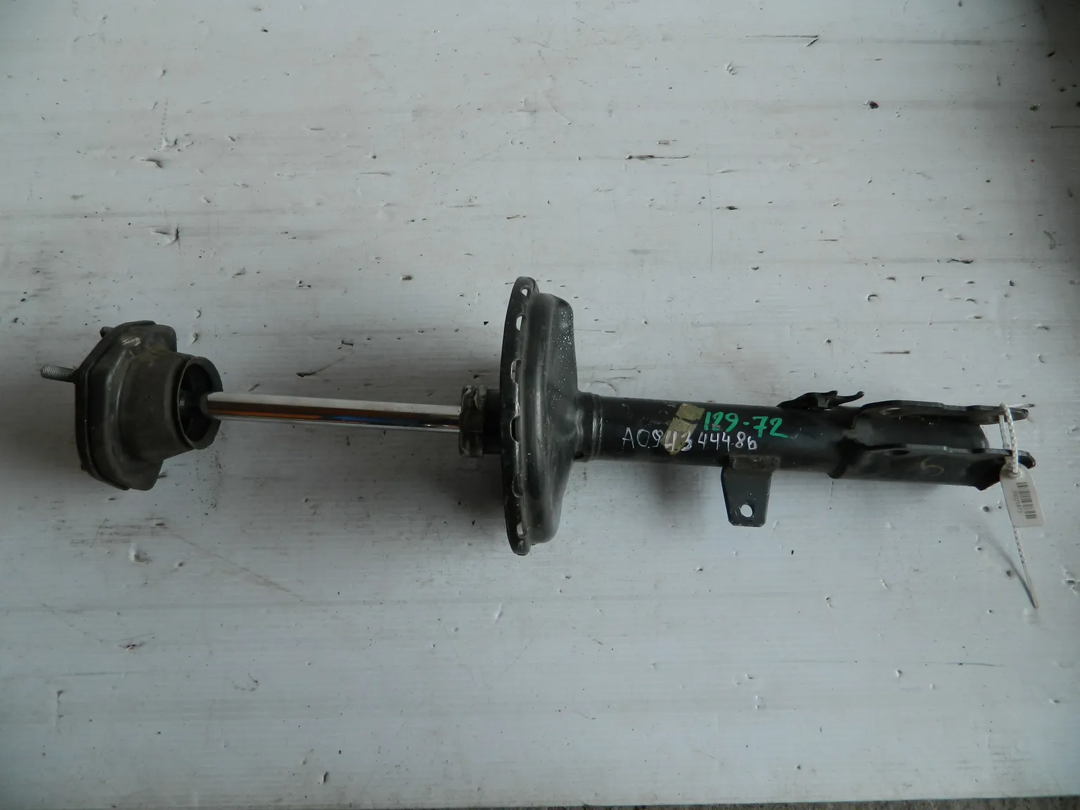 Стойка TOYOTA HARRIER ACU30 Зад Прав (Контрактный) 35021473 4853049275