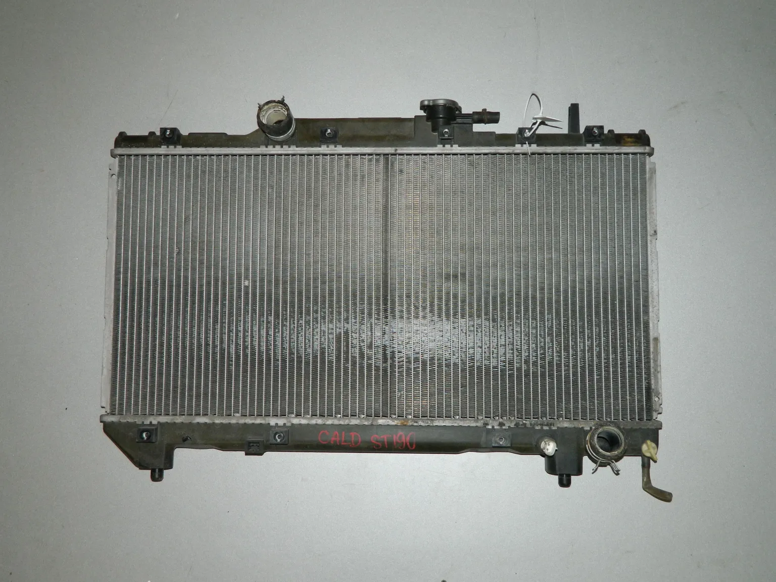 Радиатор ДВС TOYOTA CALDINA ST190 4SFE (Контрактный) 03344679