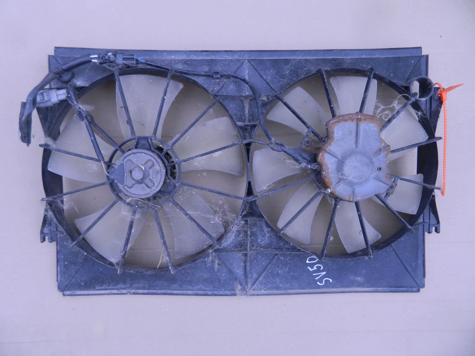 Диффузор радиатора TOYOTA VISTA SV50 (Контрактный) 65243163