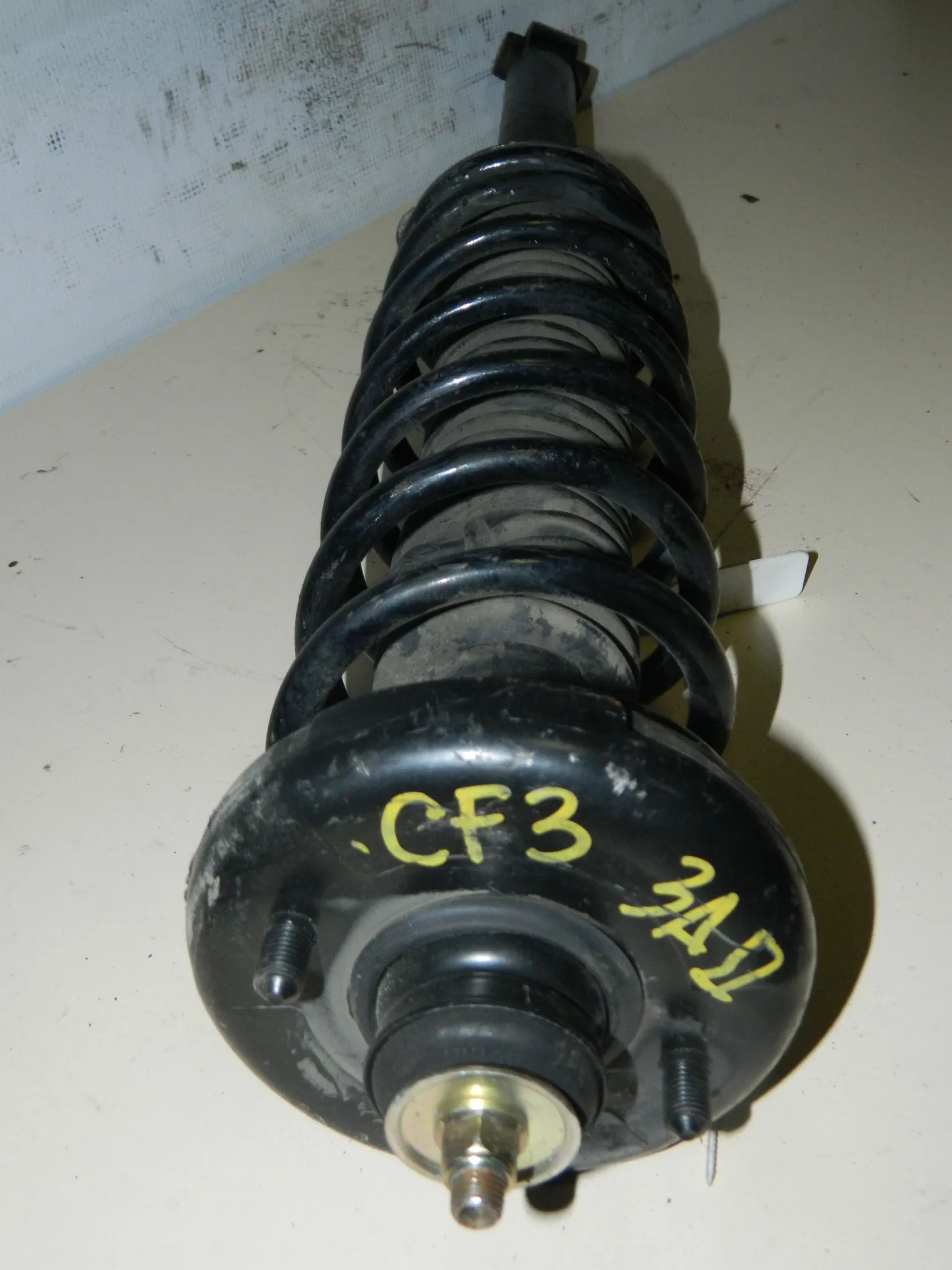 Стойка подвески HONDA TORNEO CF3 Зад (Контрактный) 45976902