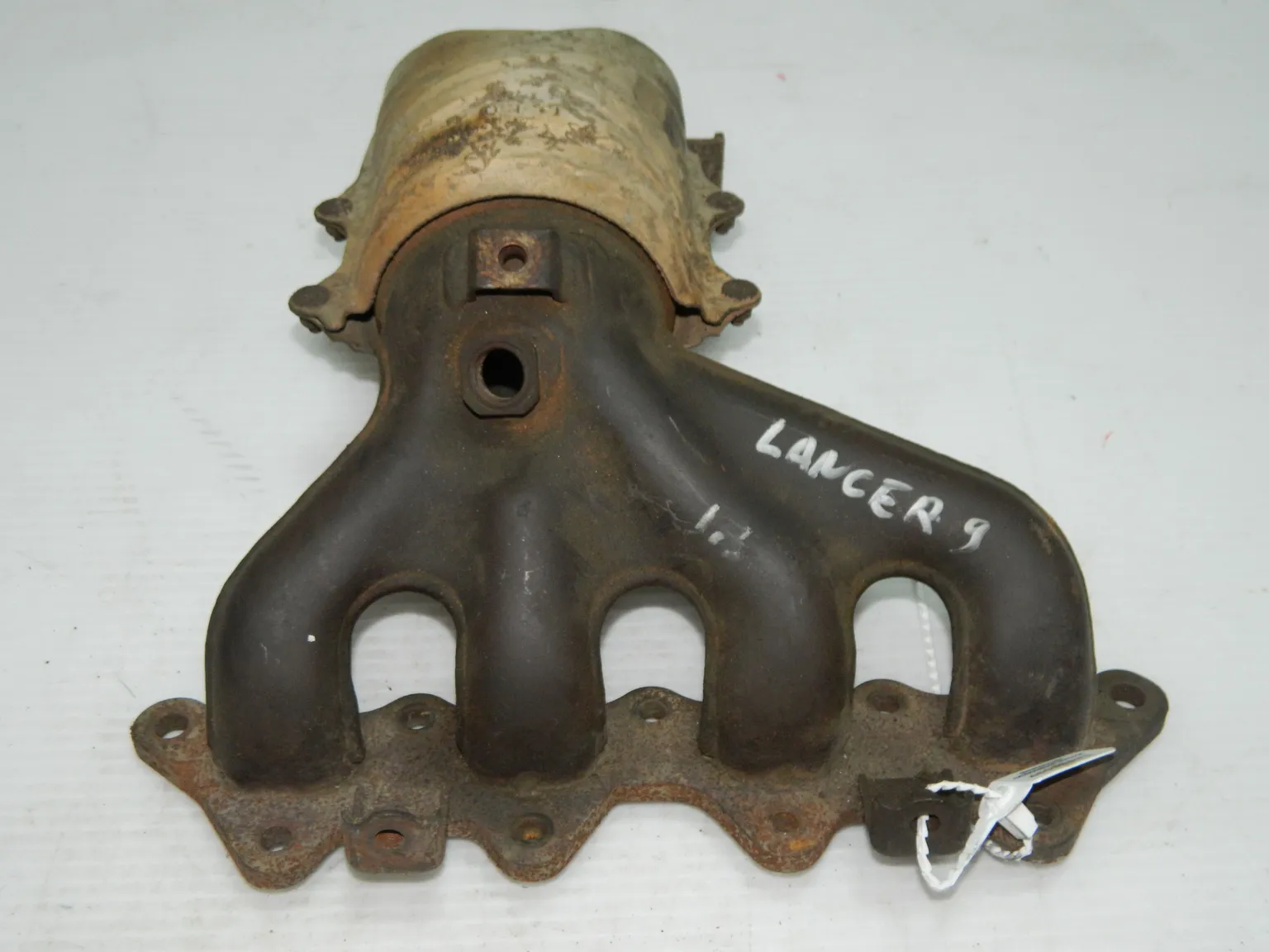 Колектор выпускной MITSUBISHI LANCER9 46098831 Б/У MN171799