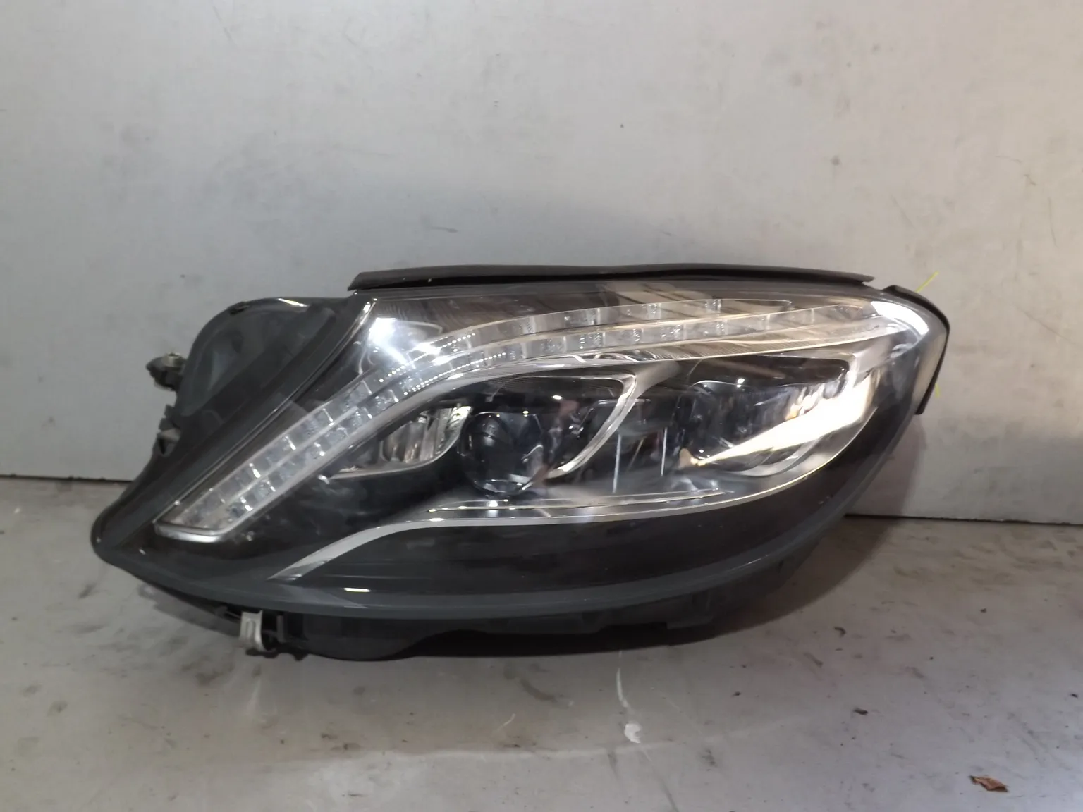 Фара MERCEDES-BENZ S-CLASS W222 Перед Лев (Контрактный) 94603589 A2229061502