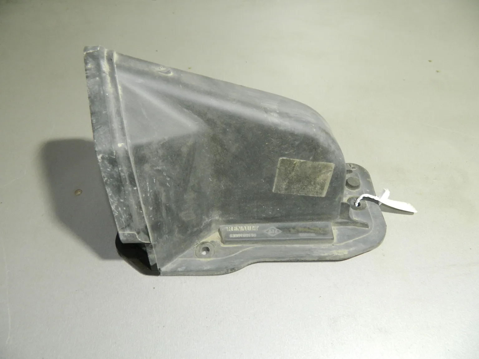 Воздуховод Renault Clio II K4J 711 (Б/У) 8200138174