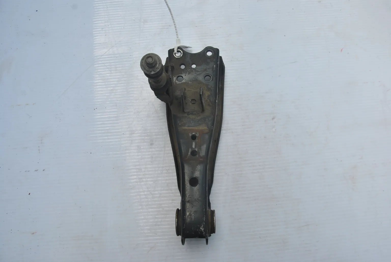 Рычаг подвески TOYOTA HIACE KDH201 Перед Прав (Контрактный) 46091332