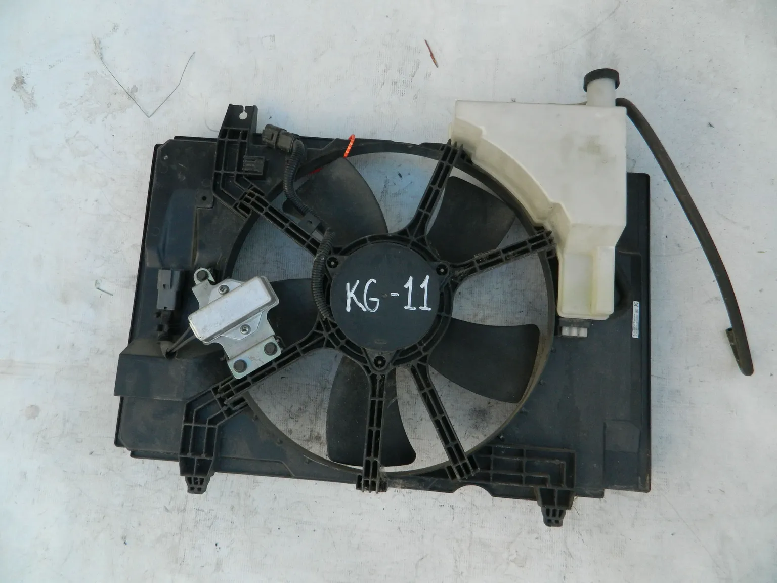 Диффузор радиатора NISSAN BLUEBIRD SYLPHY KG11 (Контрактный) 72355964