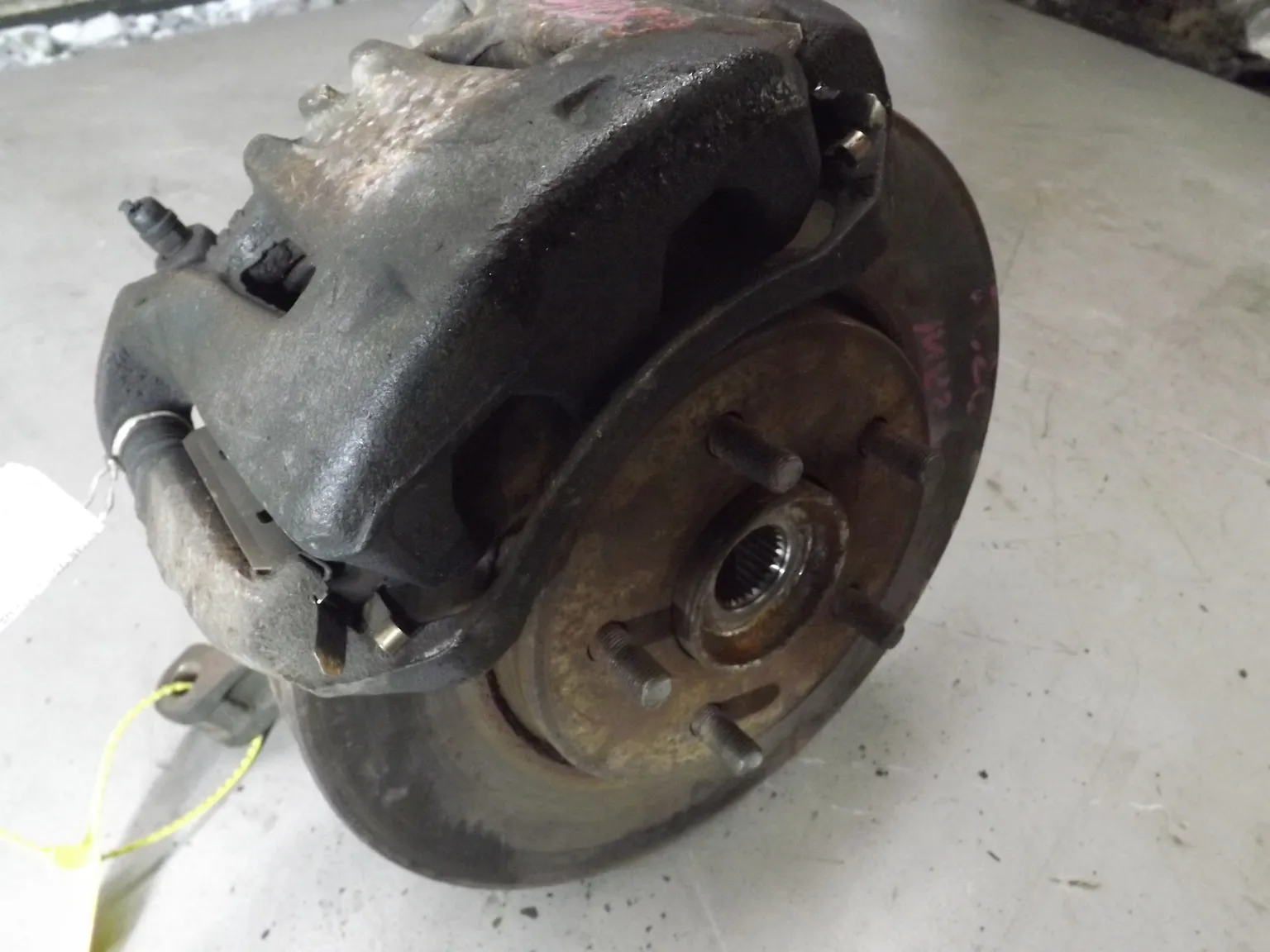 Ступица NISSAN SERENA FC26 Перед Прав (Контрaктный) 94603632