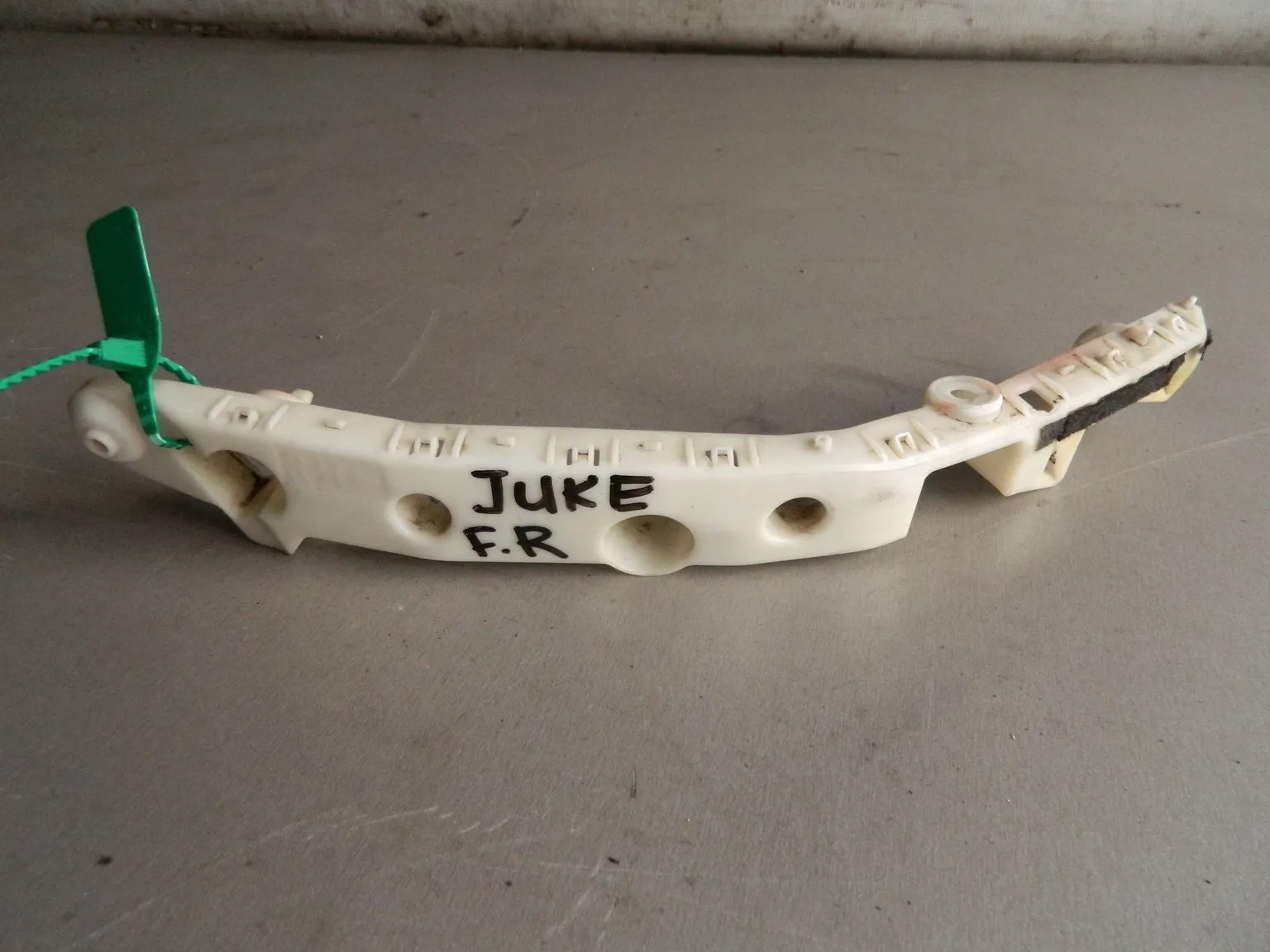 Крепление бампера NISSAN JUKE YF15 Перед Прав (Контрактный) 79591373