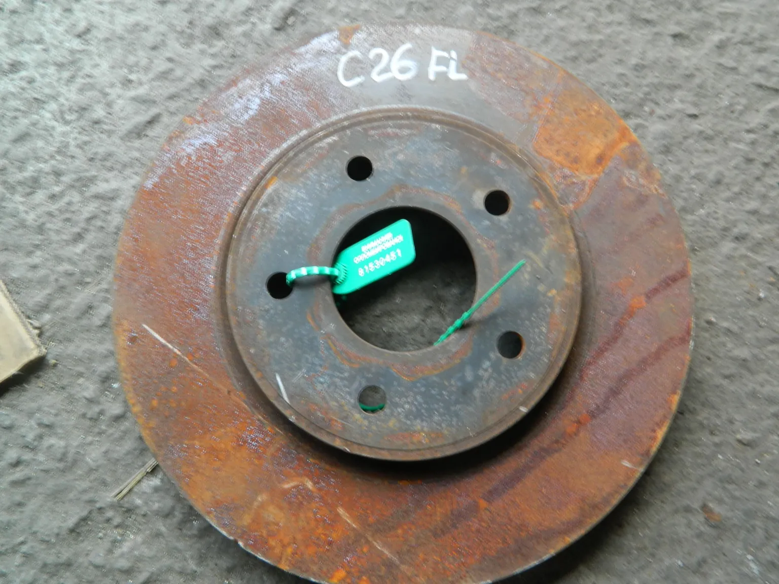 Диск тормозной NISSAN SERENA C26 Перед (Контрактный) 81530451