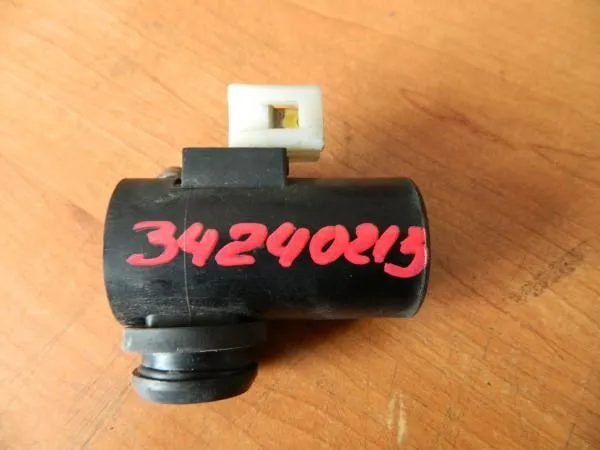 Мотор бачка омывателя HONDA FIT GD1 (Контрактный)