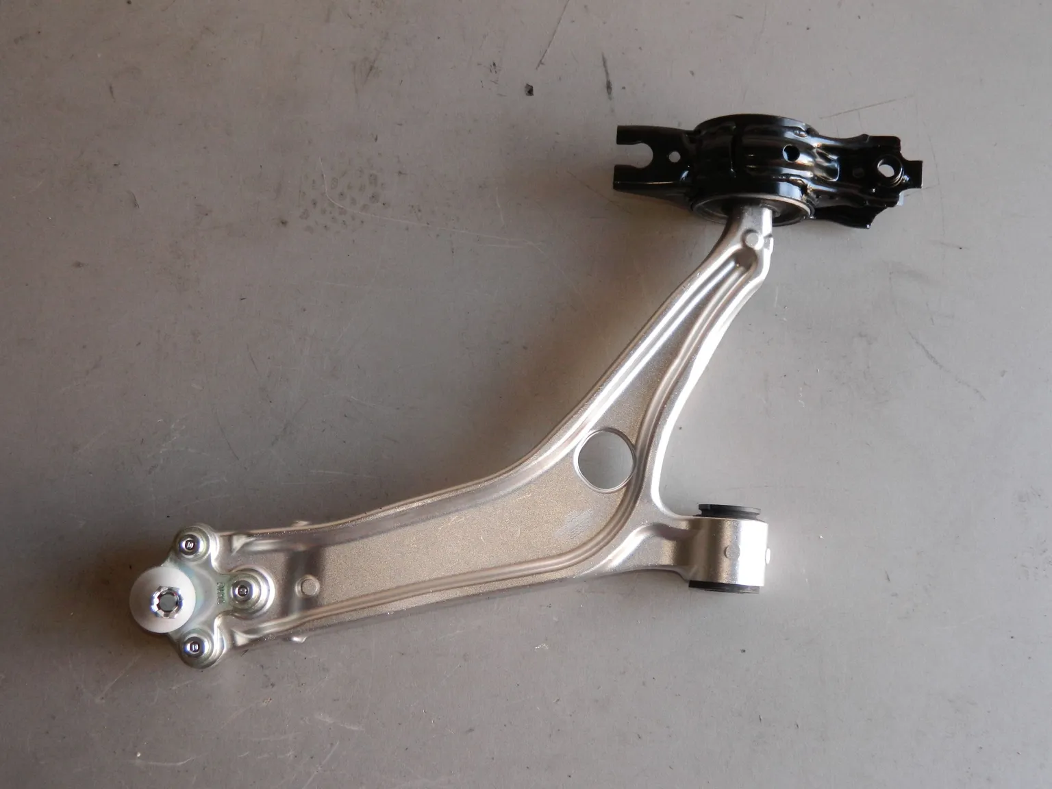 Рычаг GENERAL PARTS 51350TVAA04 HONDA ACCORD 18- Перед Прав