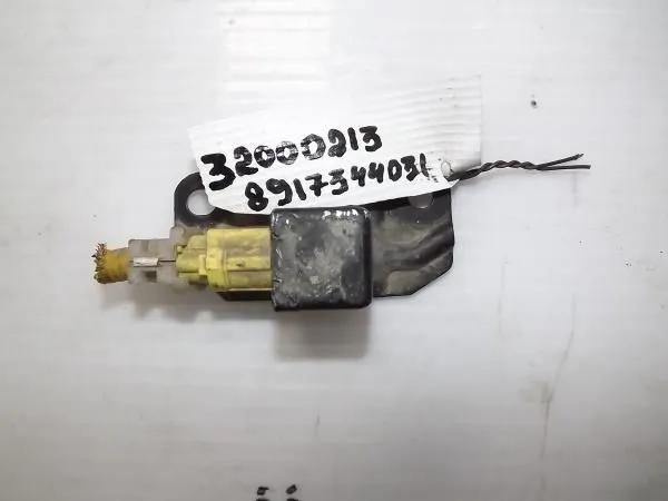 Датчик airbag TOYOTA GAIA ASM10 (Контрактный)