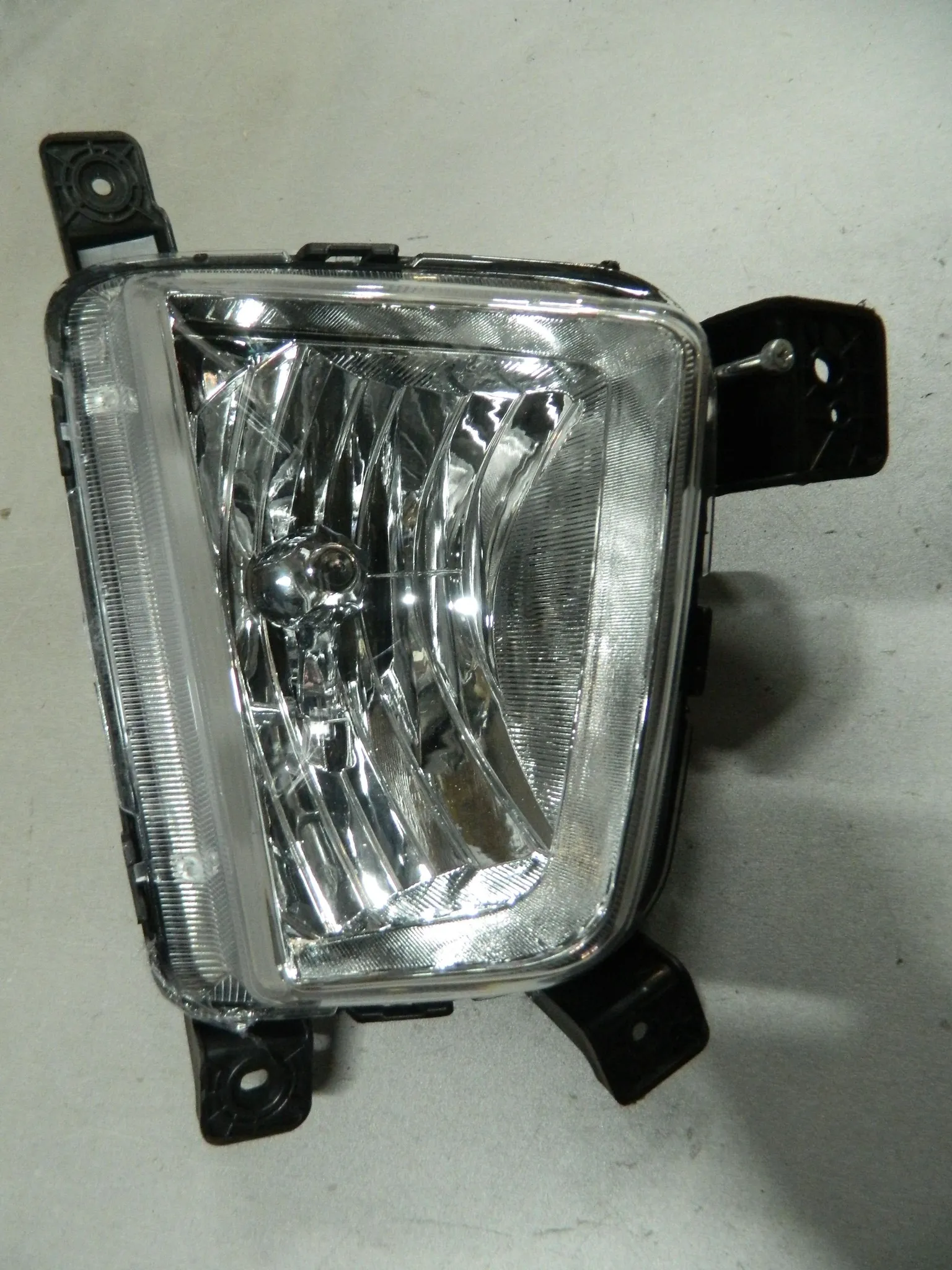 Фара противотуманная JORDEN JH02CRT16003R HYUNDAI CRETA 16-21 Перед Прав 92202M0000