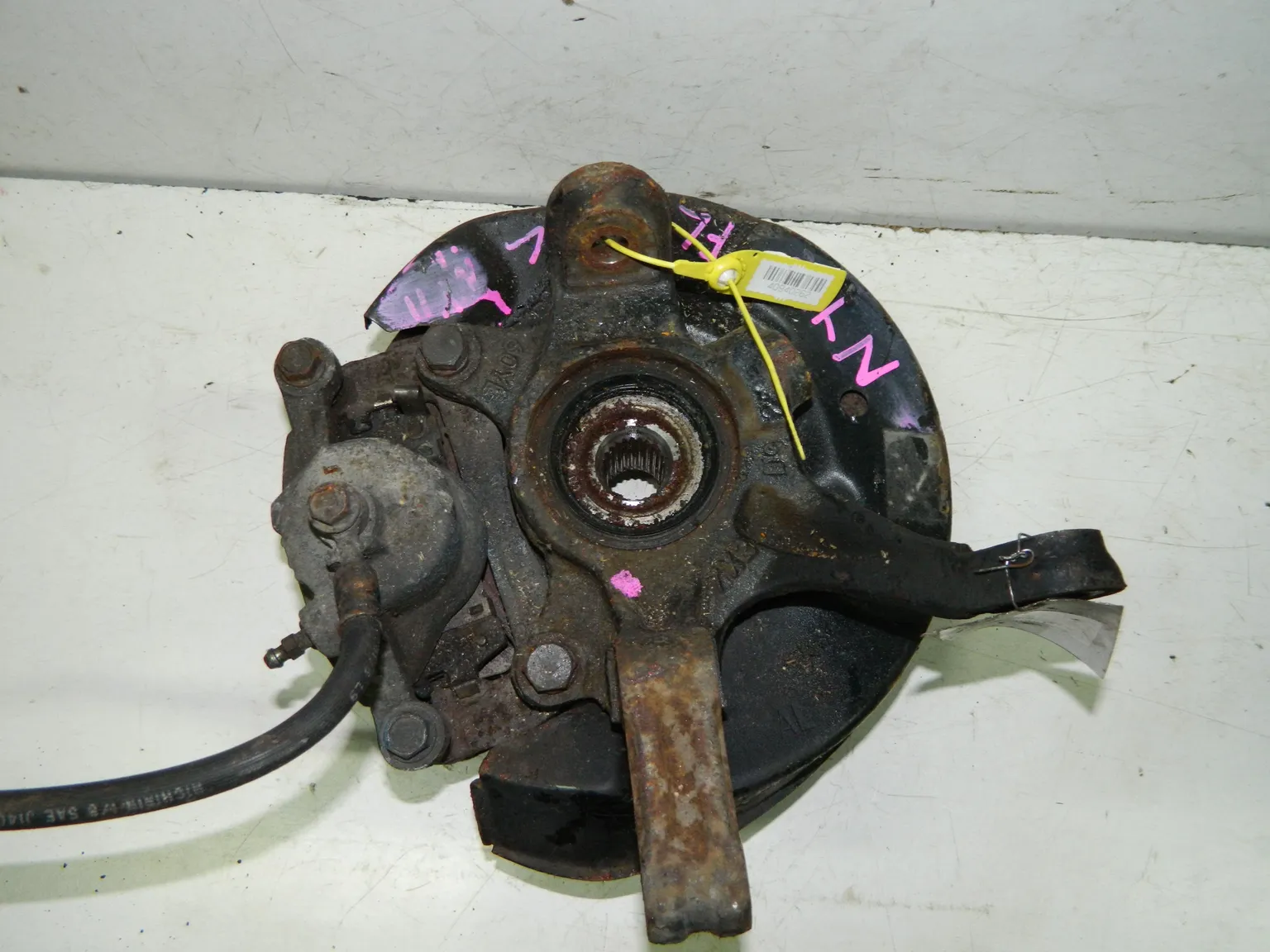 Ступица NISSAN AD NY10 Перед Лев (Контрактный) 40940262