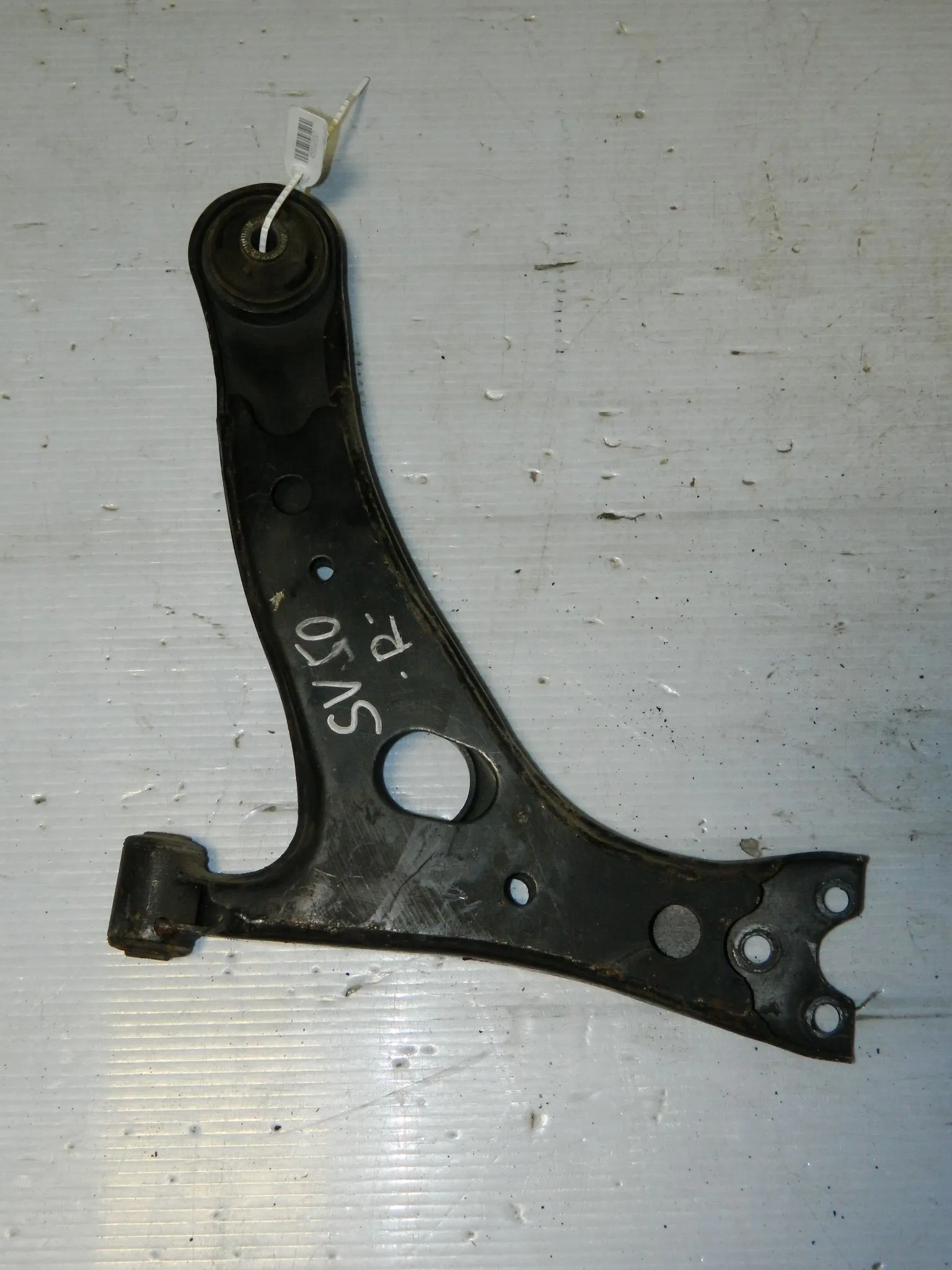 Рычаг подвески TOYOTA VISTA SV50 Перед Прав (Контрактный) 45992597