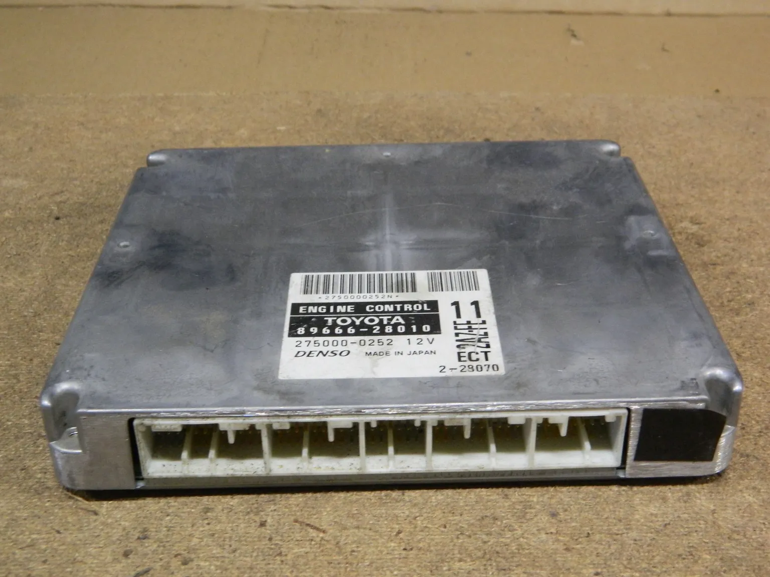 Блок управления ДВС TOYOTA ESTIMA 2AZFE (Контрактный) 10115 8966628010