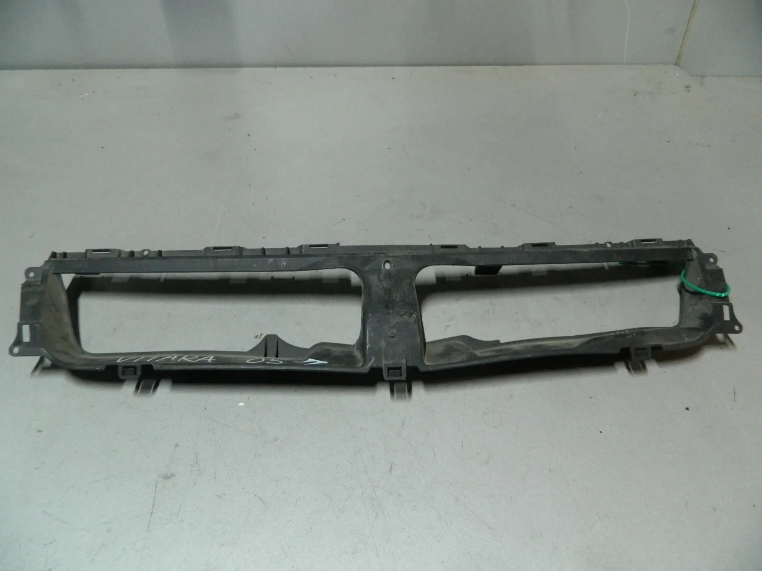 Решетка радиатора SUZUKI GRAND VITARA JT (Контрактный) 81540862