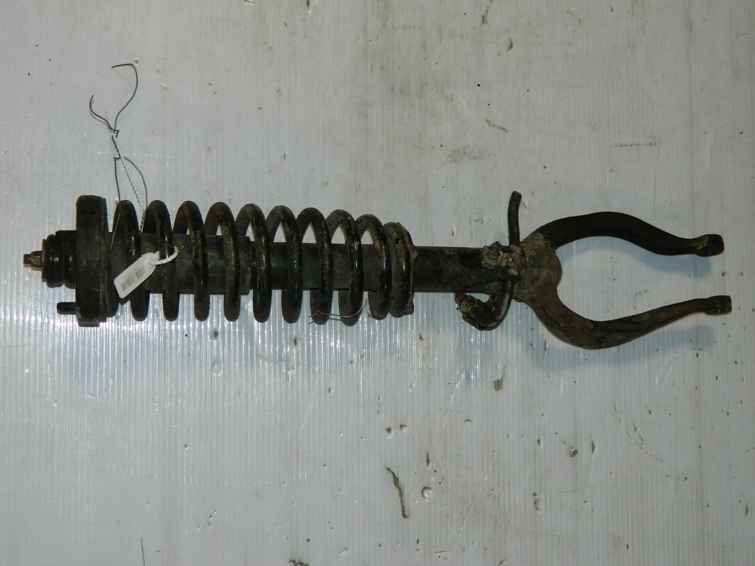 Стойка подвески HONDA INSPIRE CC2 Перед Лев (Контрактный) 45976832