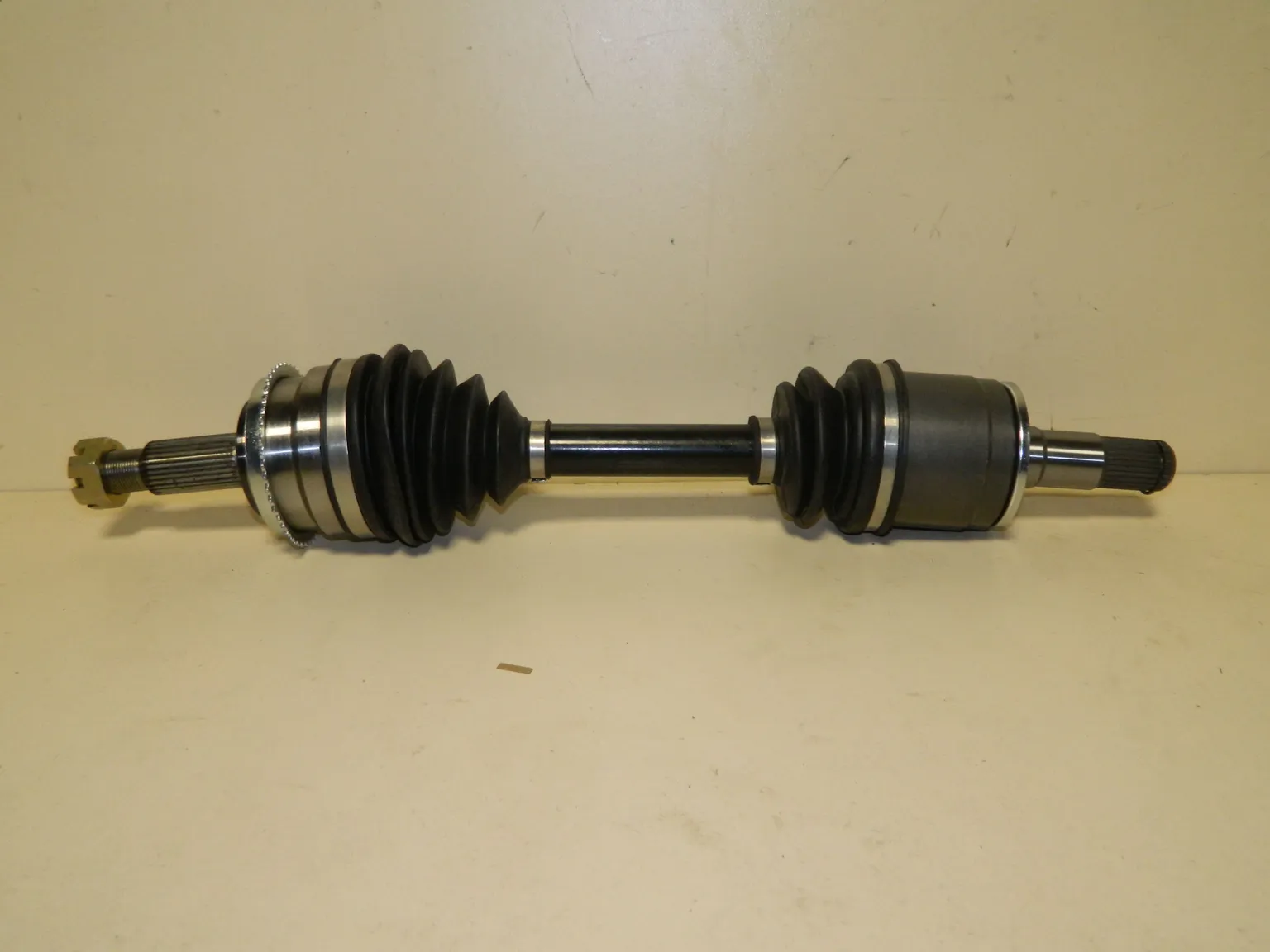 Привод GENERAL PARTS 3815A195 MITSUBISHI PAJERO 06- V83W LH