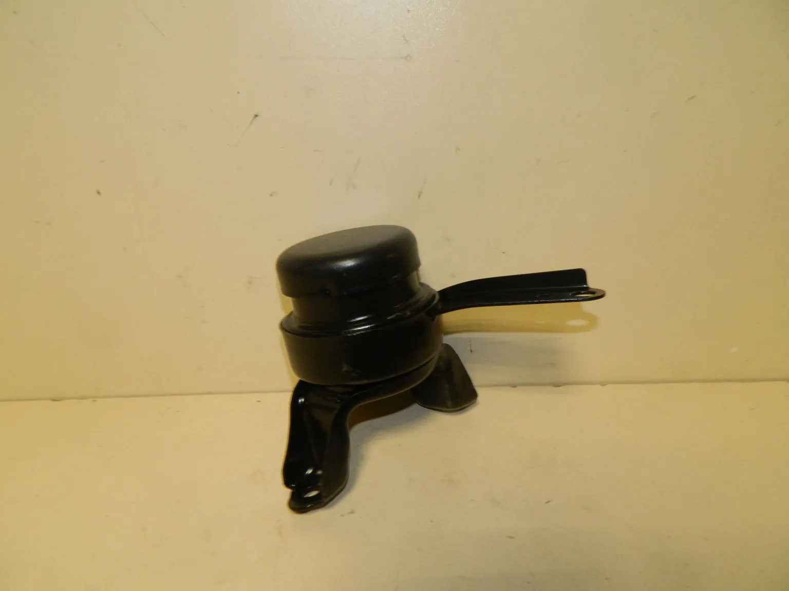 Подушка двигателя GENERAL PARTS 1236274280