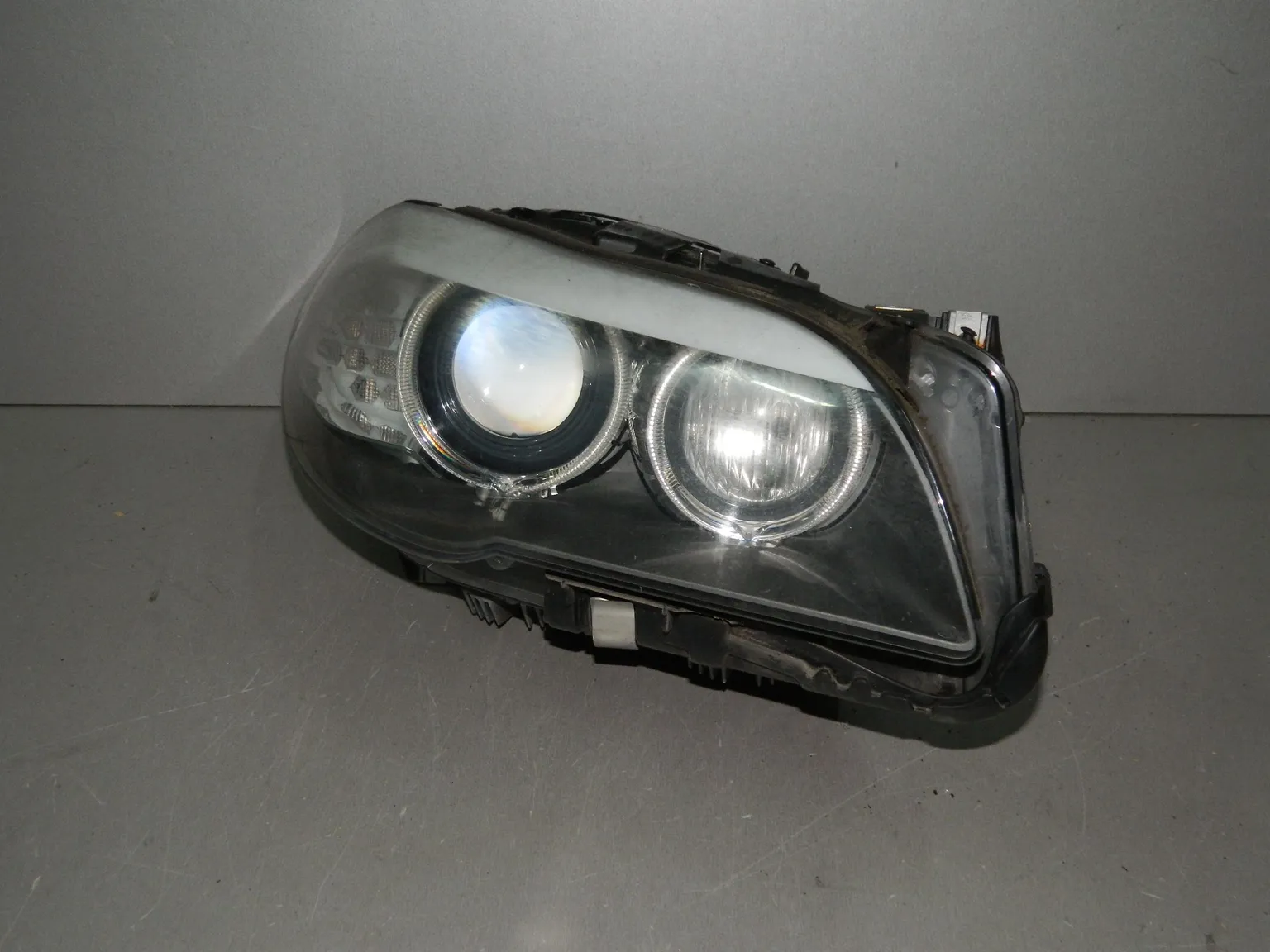 Фара BMW 5-SERIES F10 Перед Прав (Контрактный) 24493052