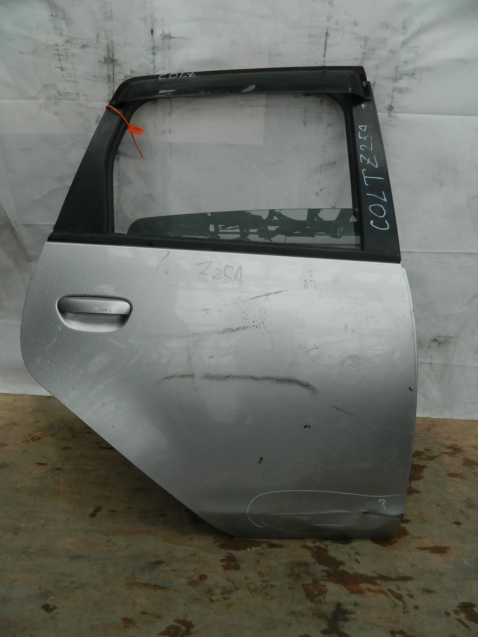 Дверь MITSUBISHI COLT Z25A Зад Прав (Контрактный) 72355615