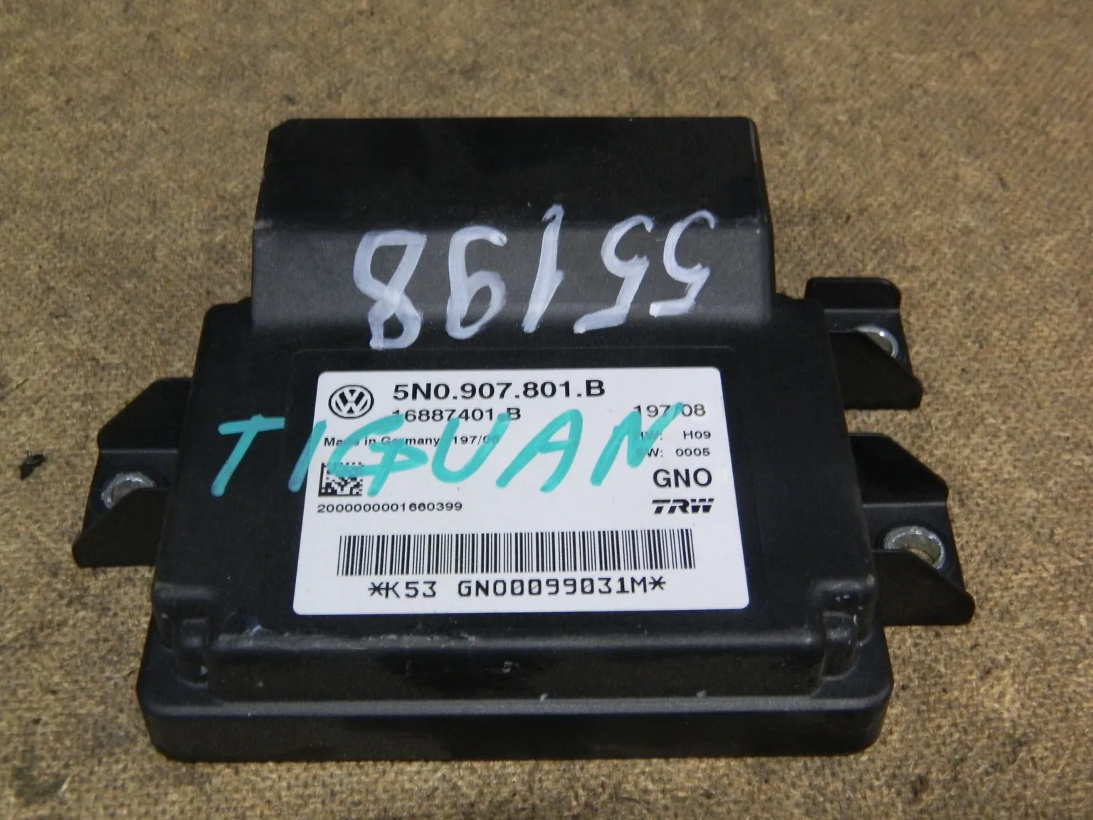 Блок управления стояночным тормозом VOLKSWAGEN TIGUAN 5N1 (Контрактный) 79590653