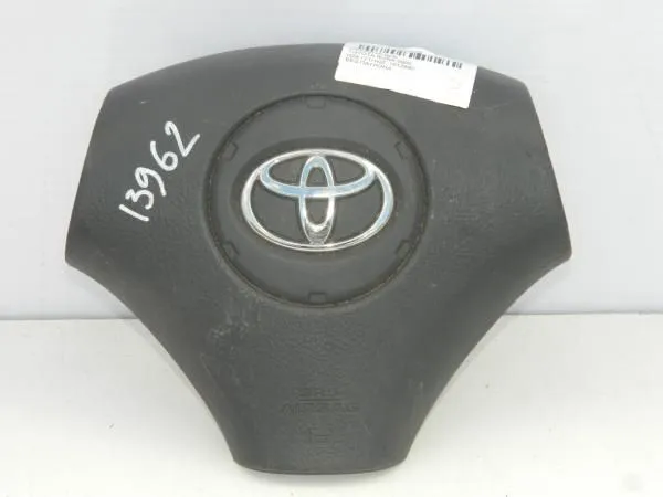 Подушка безопасности на руль TOYOTA RUNX NZE121 1NZ (Контрактный) 79590839
