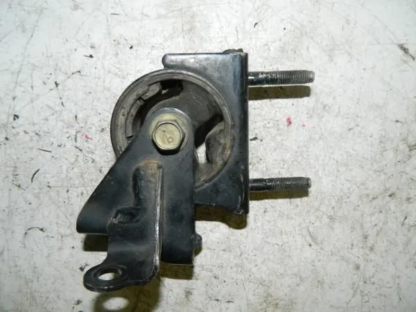 Подушка двигателя TOYOTA COROLLA FIELDER NZE124 1NZFE Зад (Контрактный)