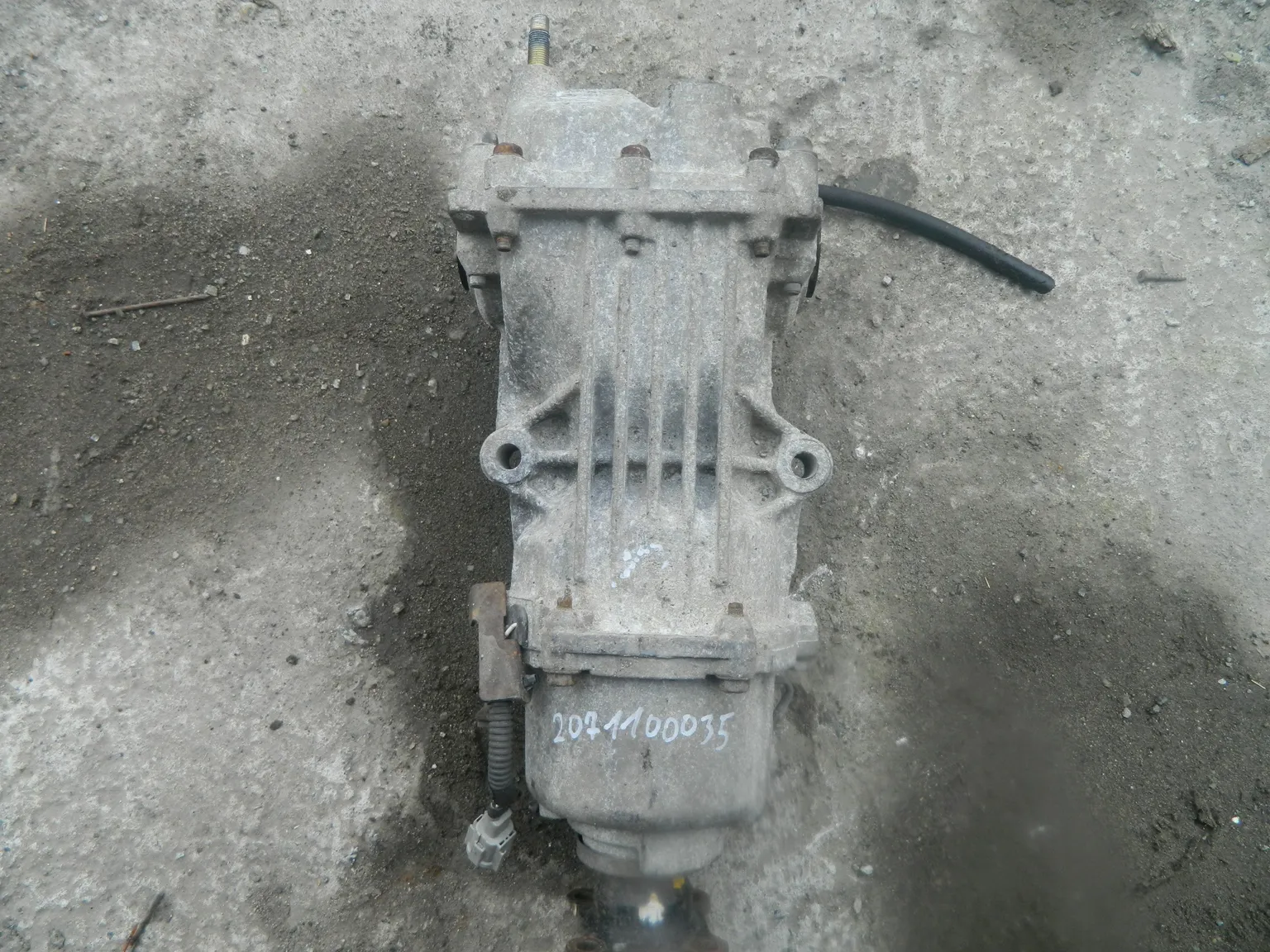 Редуктор NISSAN X-TRAIL NT30 Зад (Контрактный) 2071100035